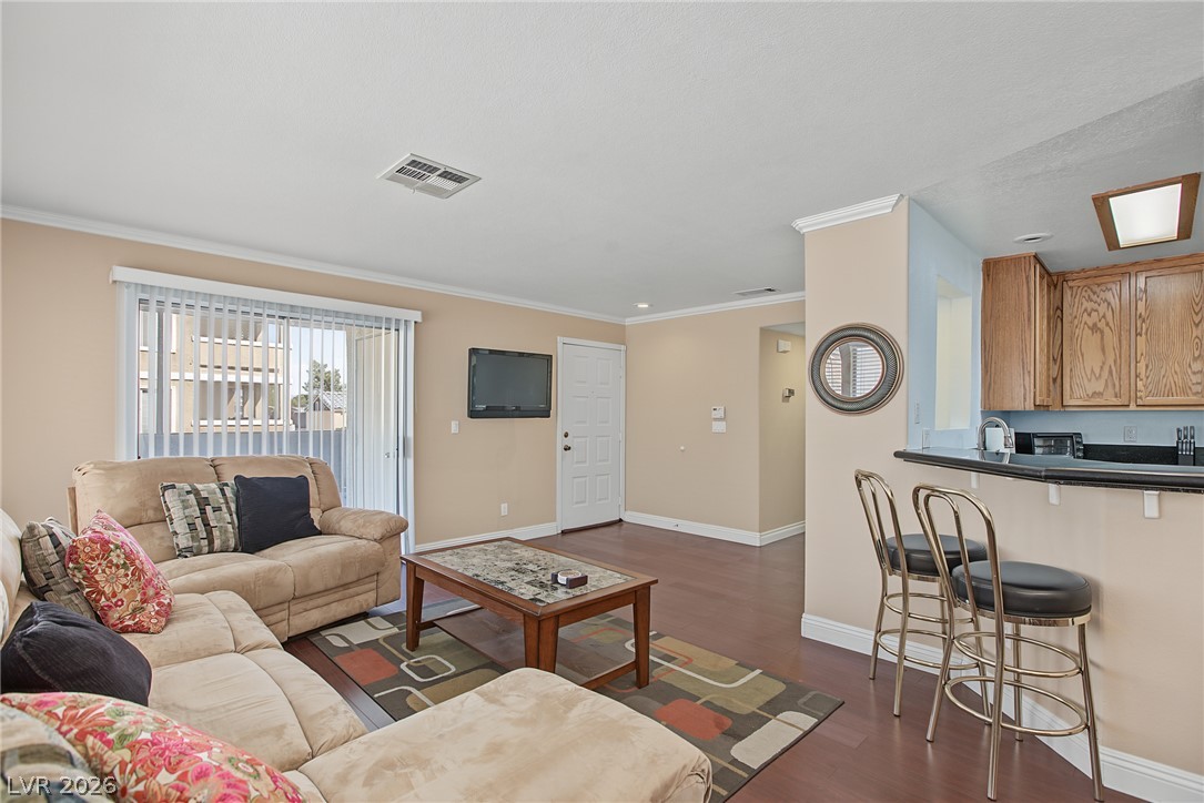 Photo 5 of 1441 Linnbaker Lane #103