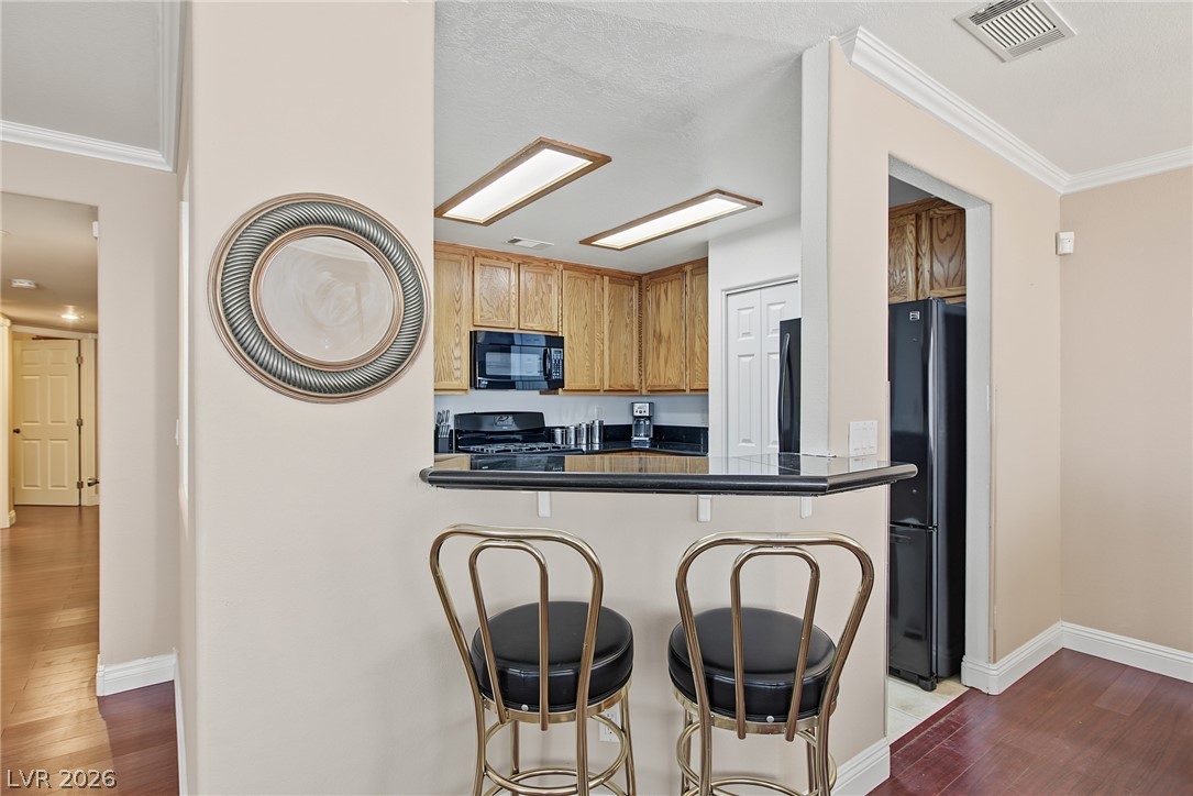 Photo 8 of 34, 1441 Linnbaker Lane #103