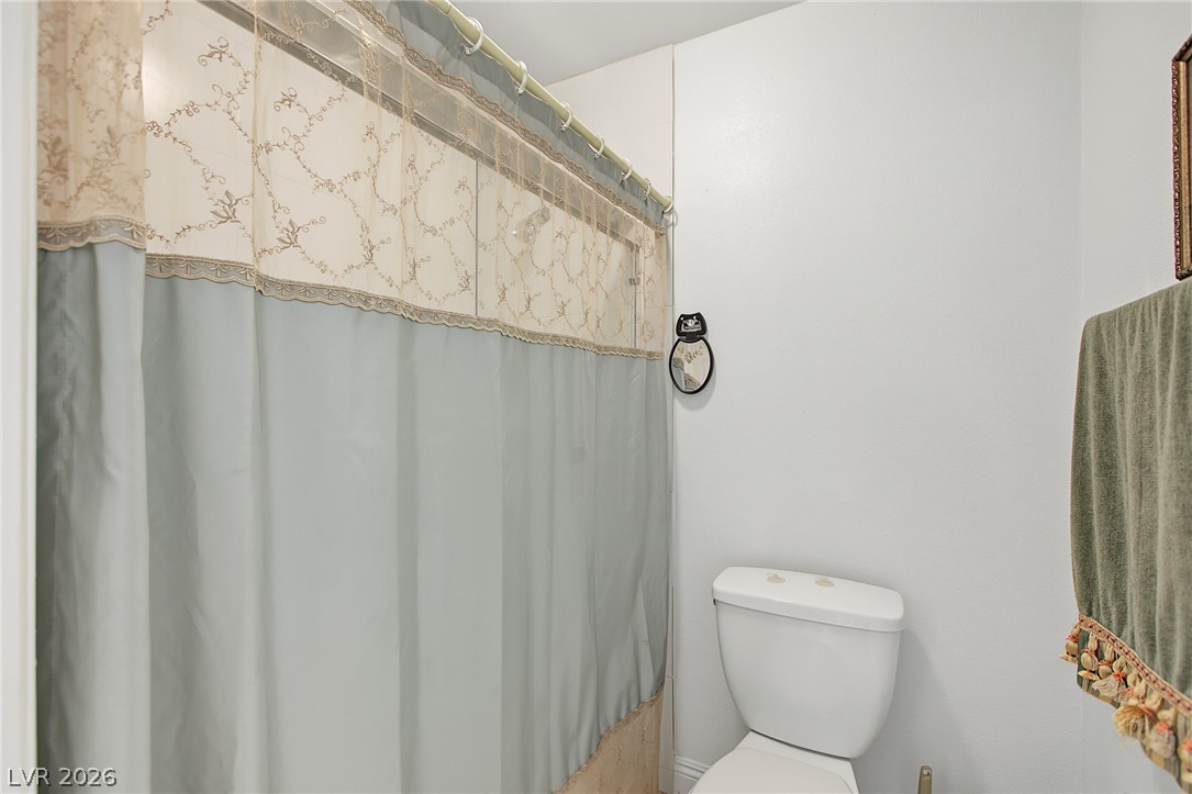 Photo 18 of 34, 1441 Linnbaker Lane #103