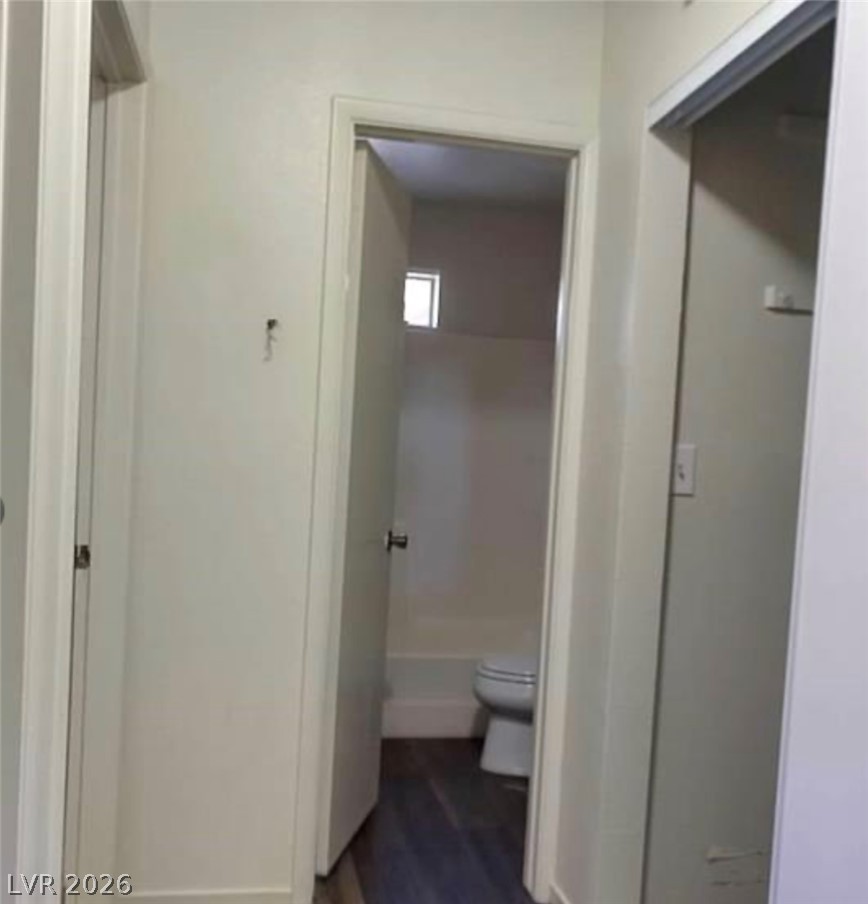Photo 34 of 43, 5049 Spencer Street #D