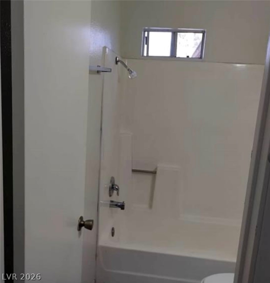 Photo 39 of 43, 5049 Spencer Street #D