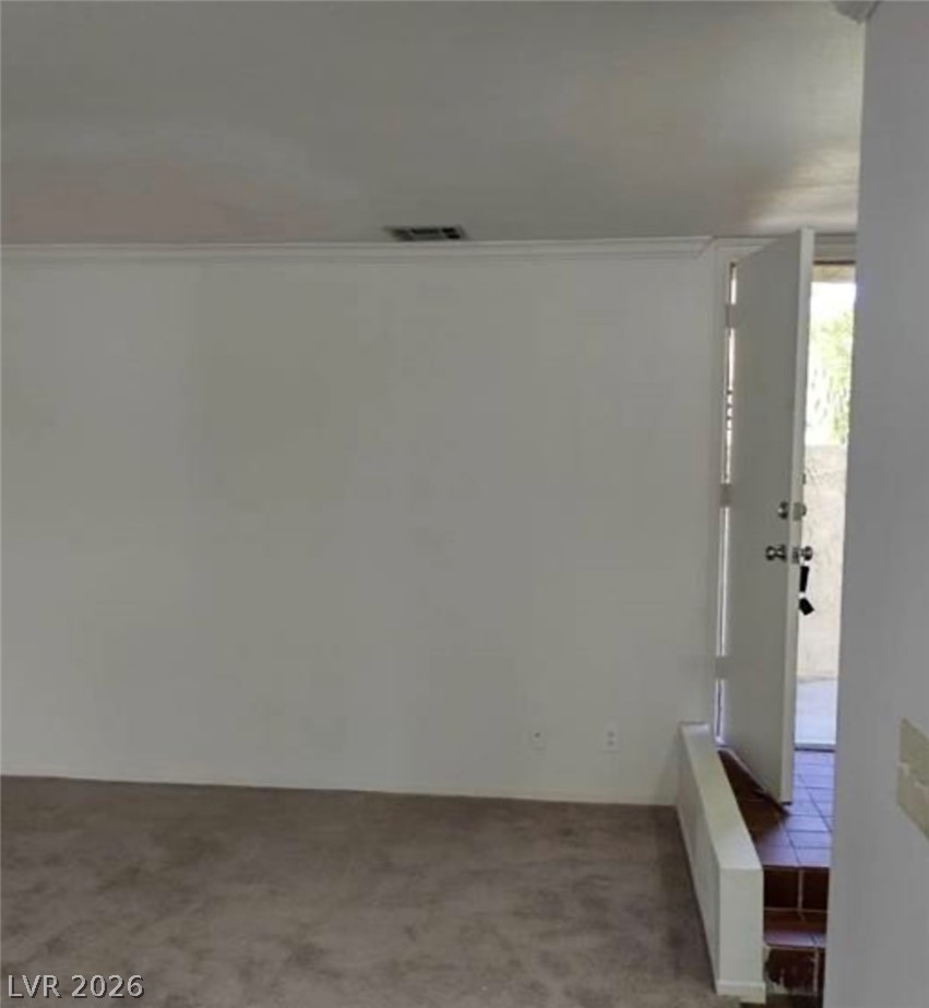 Photo 14 of 43, 5049 Spencer Street #D