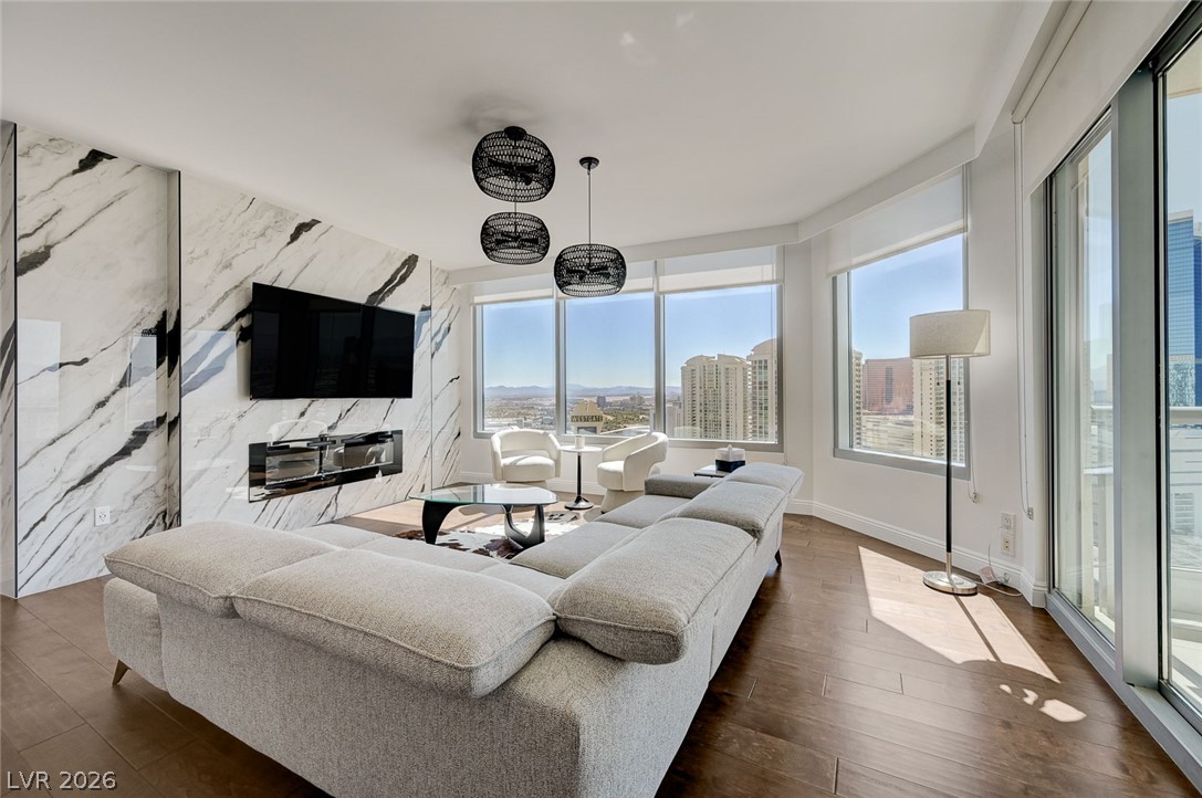 Photo 17 of 56, 222 Karen Avenue #3301