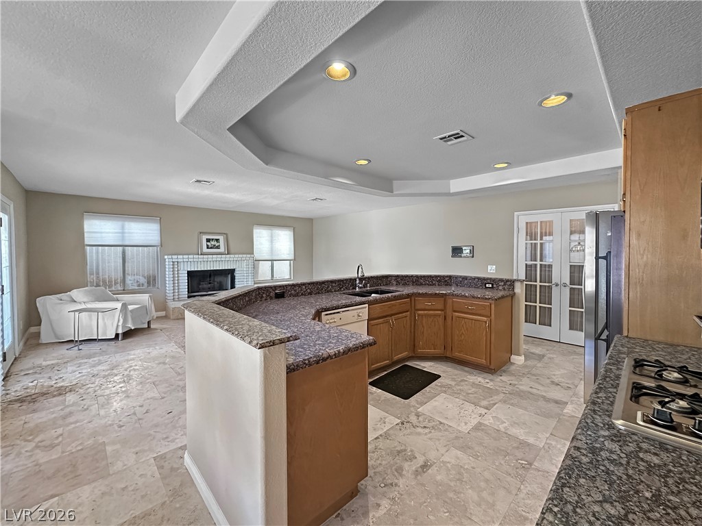 Photo 7 of 22, 823 Rising Star Drive
