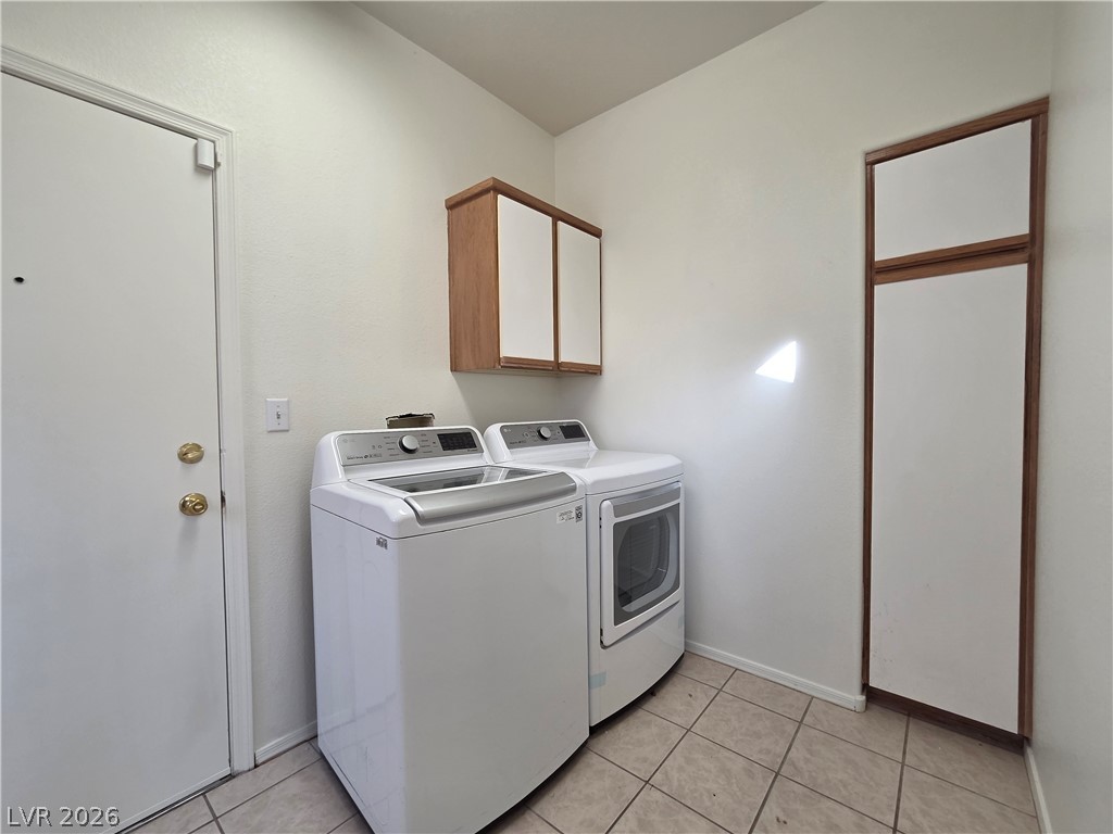 Photo 29 of 40, 9937 Heyfield Drive