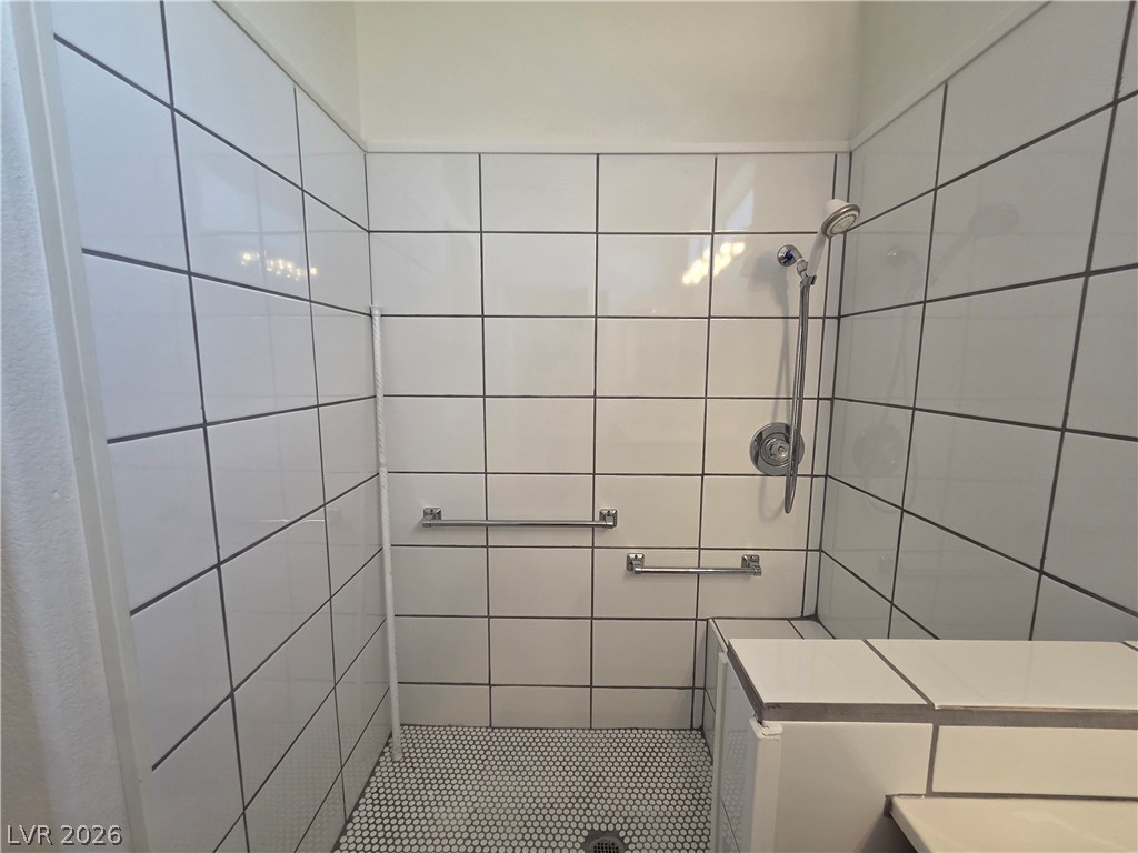 Photo 22 of 40, 9937 Heyfield Drive
