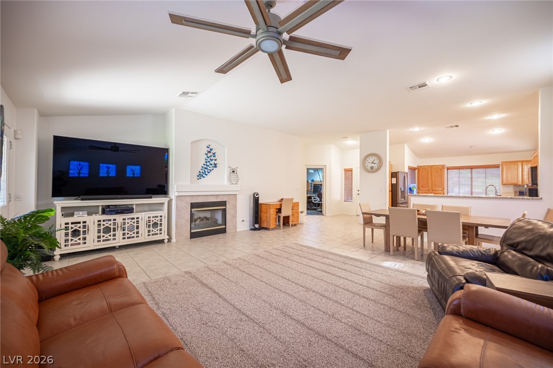 3846 Honey Flower Court, Las Vegas