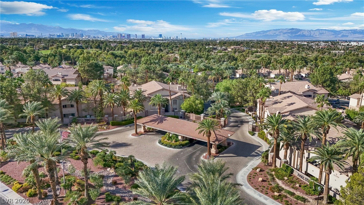 Photo 33 of 38, 2050 W Warm Springs Road #3221