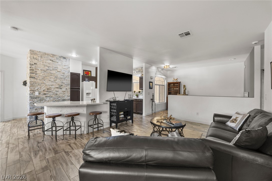 Photo 8 of 38, 2050 W Warm Springs Road #3221