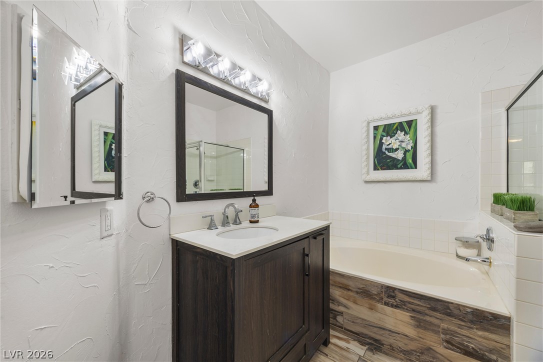 Photo 20 of 38, 2050 W Warm Springs Road #3221