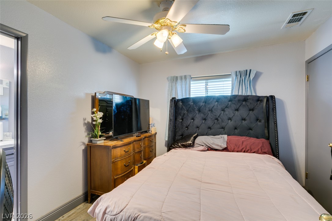 Photo 15 of 27, 5115 Milange Street