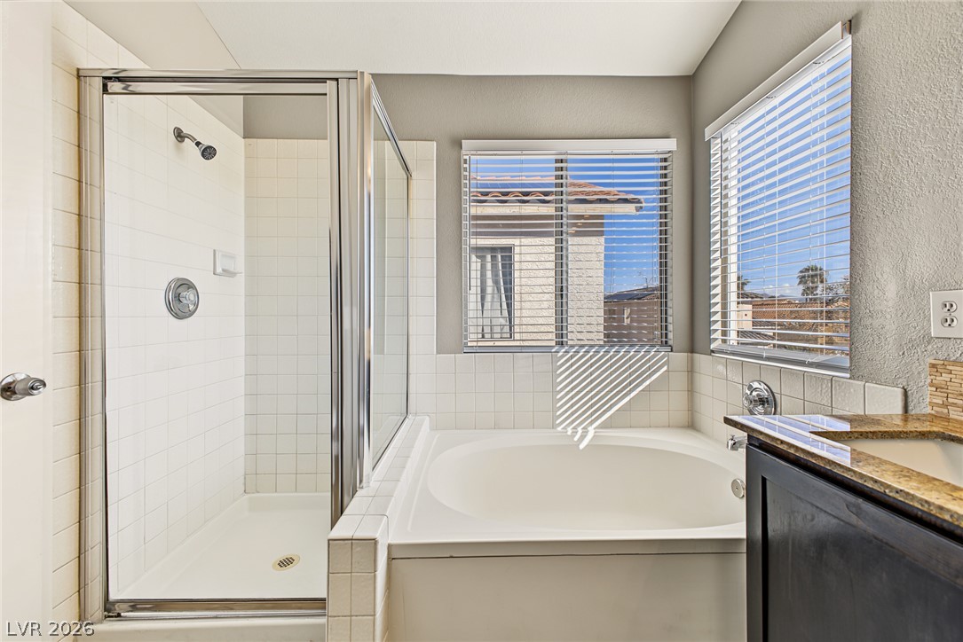 Photo 18 of 33, 5032 Jacarilla Lane