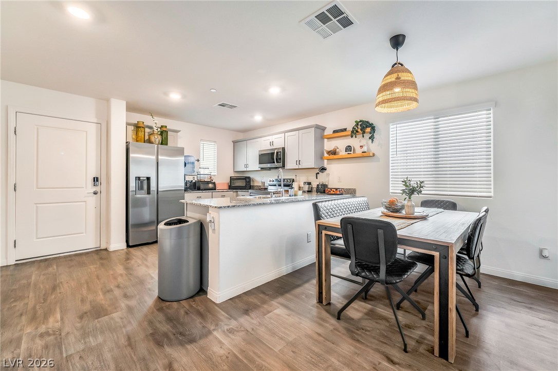 Photo 8 of 19, 2709 Yellow Blaze Way #1