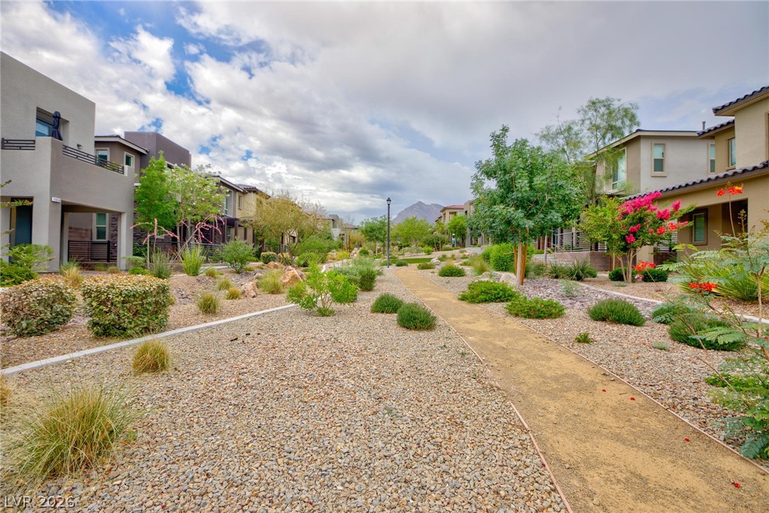 Photo 7 of 37, 11656 Redwood Mountain Avenue