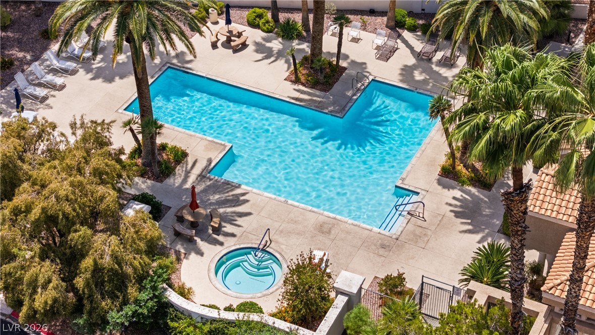 Photo 47 of 55, 7821 Surfcrest Court