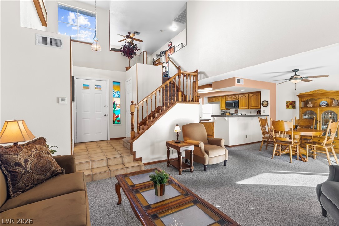Photo 9 of 55, 7821 Surfcrest Court