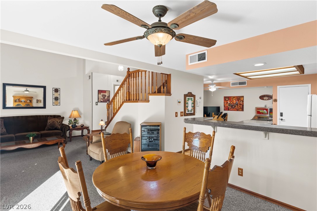 Photo 10 of 55, 7821 Surfcrest Court