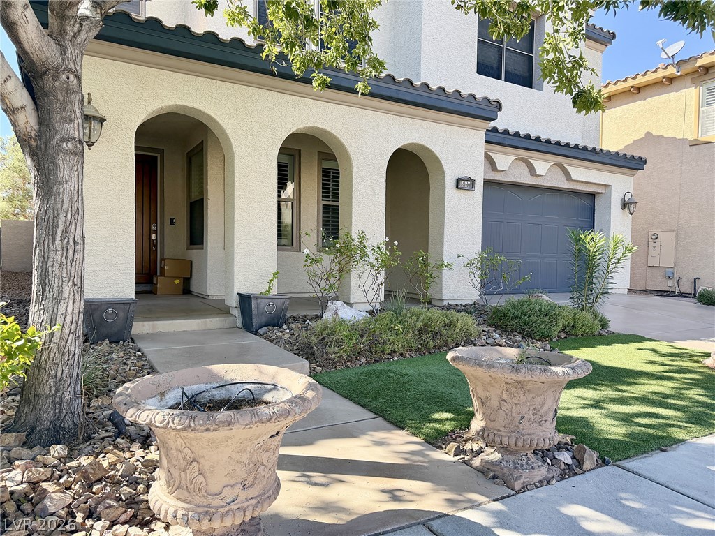 Photo 2 of 927 Via Canale Drive