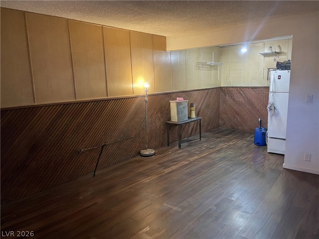 Photo 4 of 585 S Royal Crest Circle #3