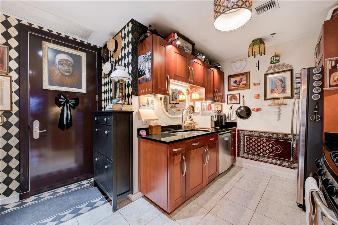 Photo 36 of 49, 4525 Dean Martin Drive #802