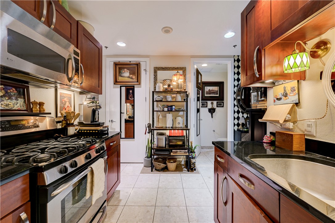 Photo 37 of 49, 4525 Dean Martin Drive #802