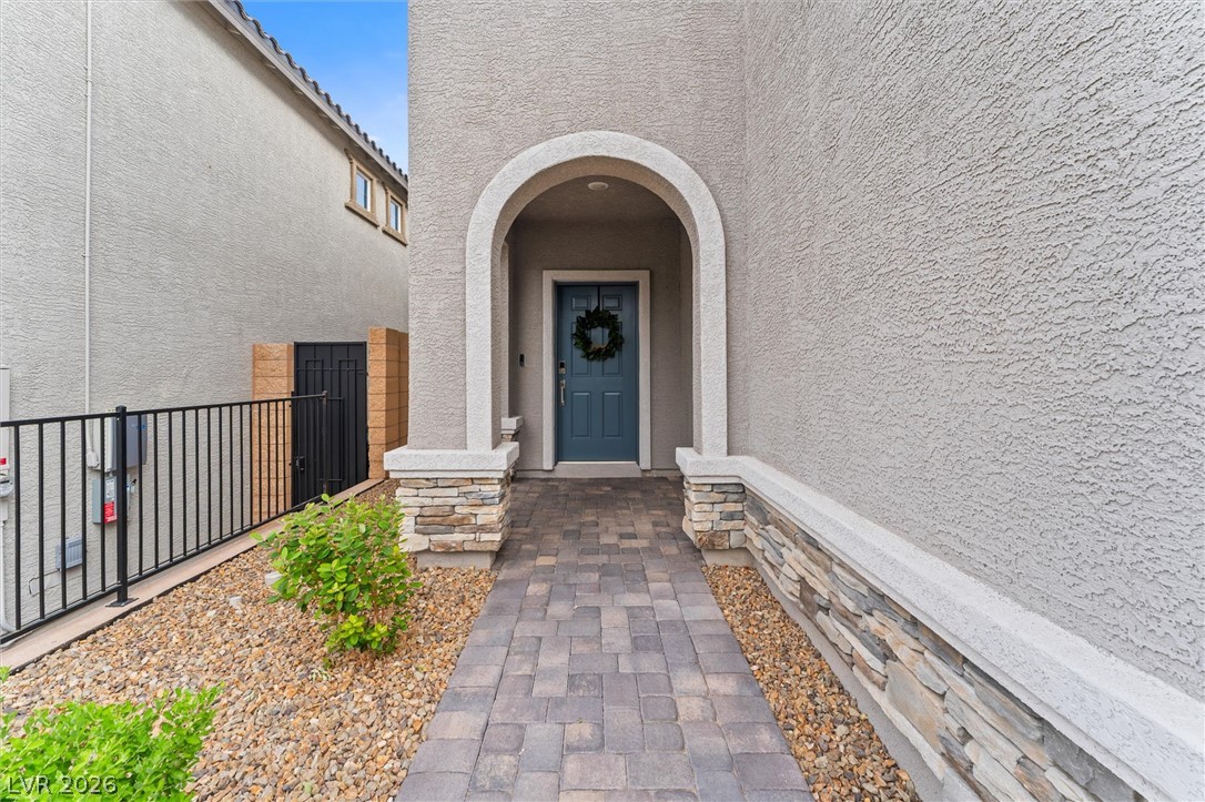 Photo 7 of 51, 10945 Oregano Avenue