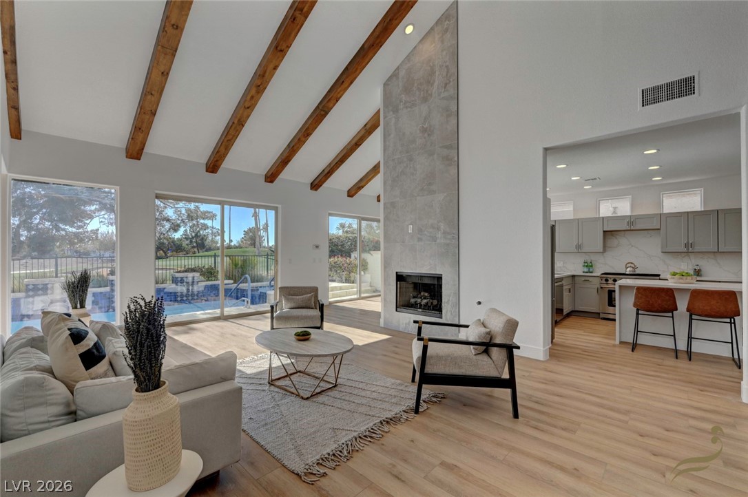8941 Diamond Falls Drive, Las Vegas 89117