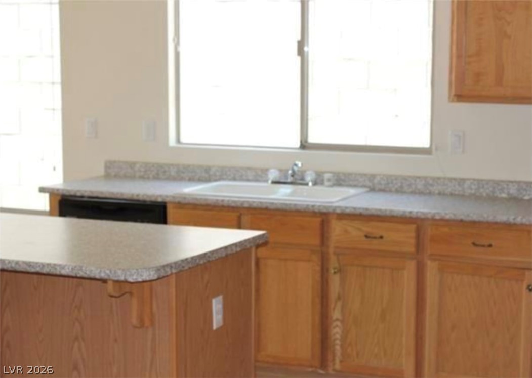 Photo 4 of 10717 Refectory Avenue