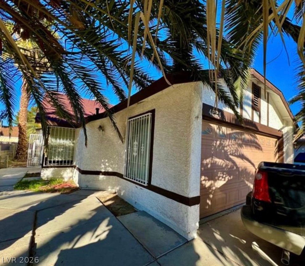 Photo 4 of 4224 Estaban Court