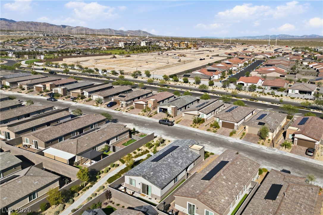 Photo 9 of 54, 9411 Sequoia Ridge Avenue