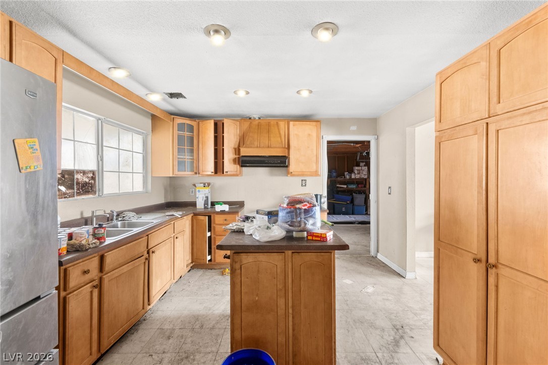 Photo 2 of 4286 Welter Avenue