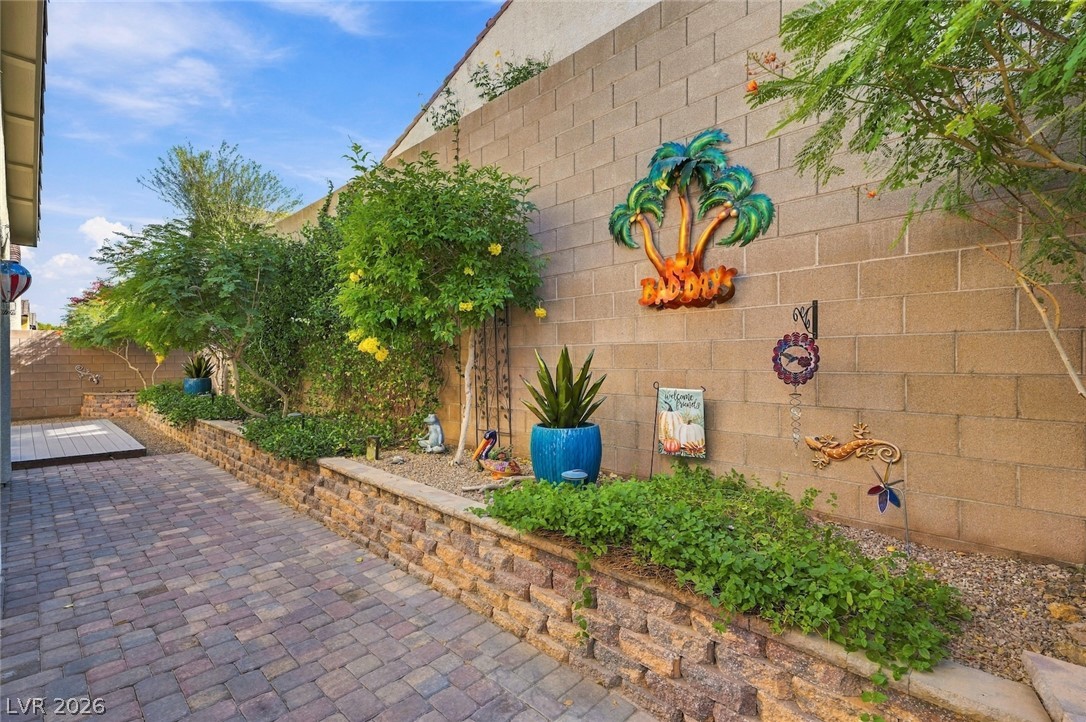 Photo 69 of 90, 405 Middlestone Avenue