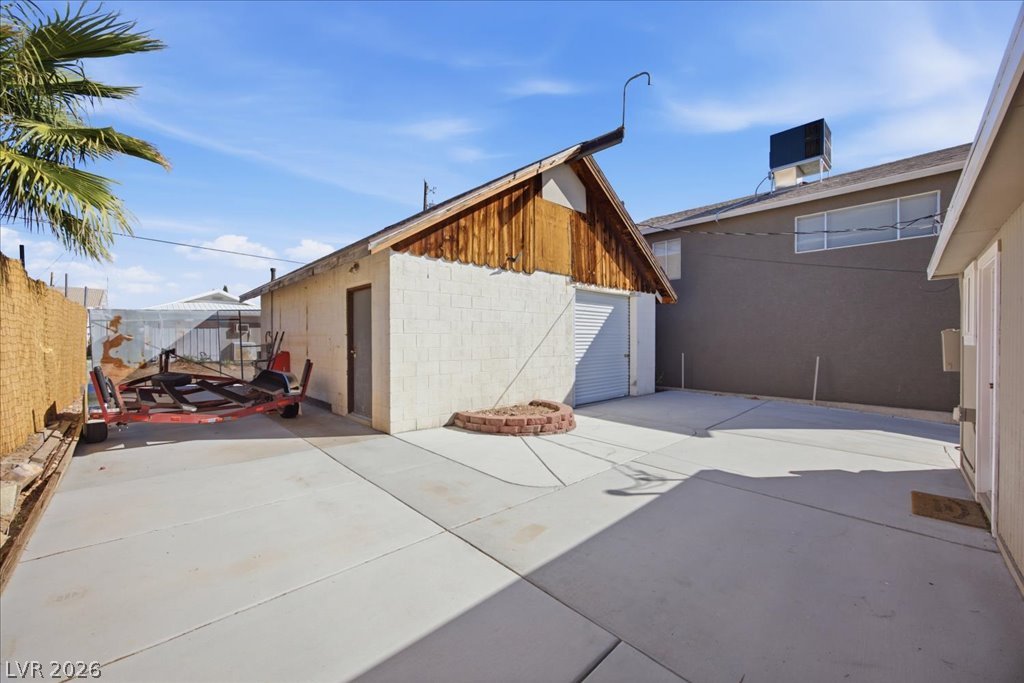 Photo 5 of 641 L Avenue