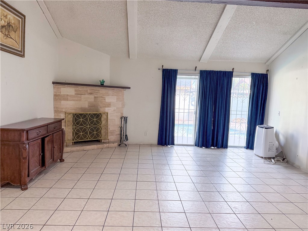 Photo 3 of 4490 Palencia Avenue