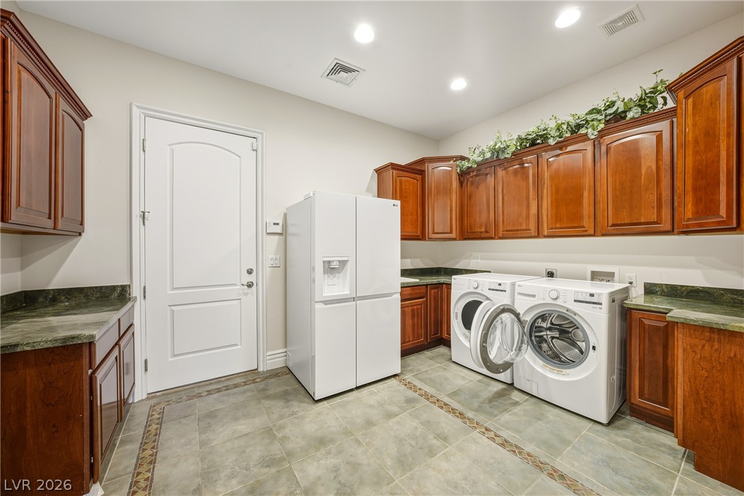Photo 44 of 76, 1400 N Corbin Street