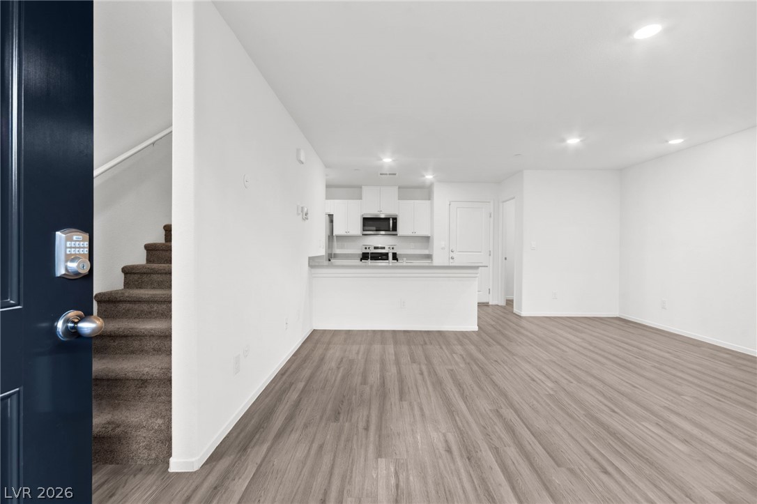 Photo 6 of 41, 9932 Bumblebee Hills Street