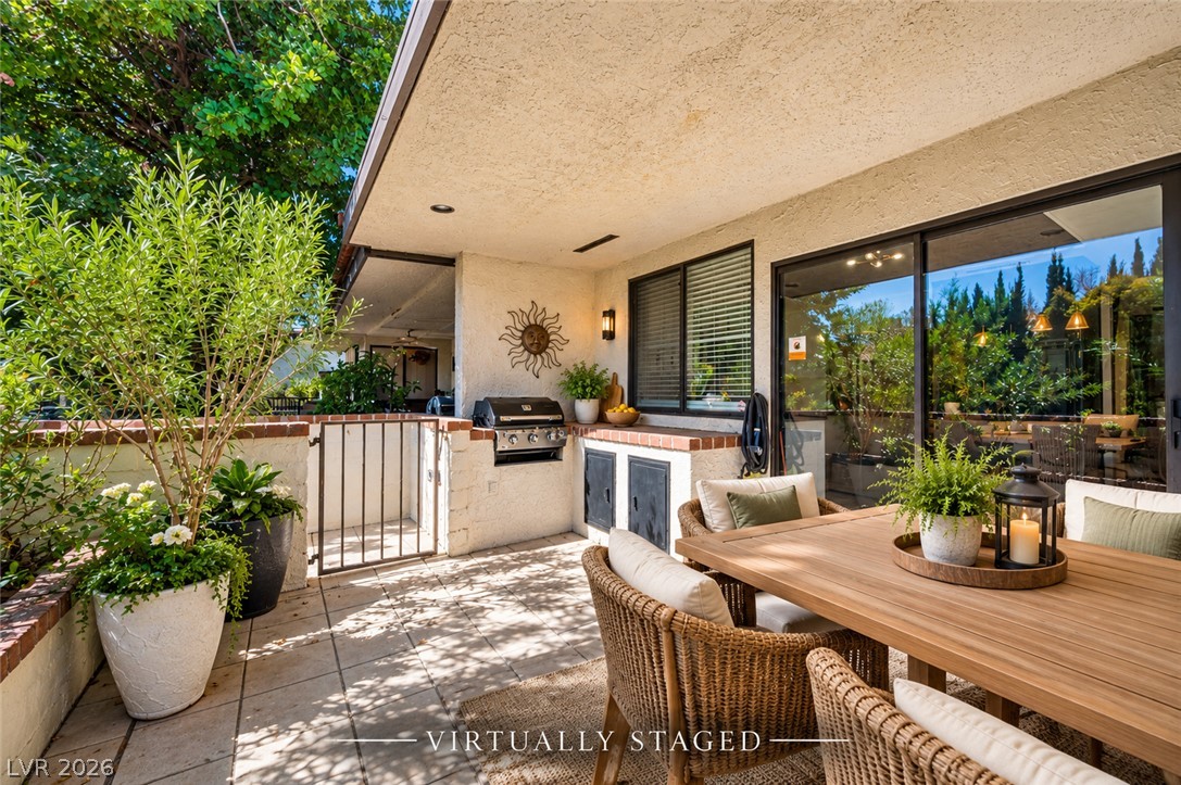 Photo 7 of 66, 2565 Malabar Avenue