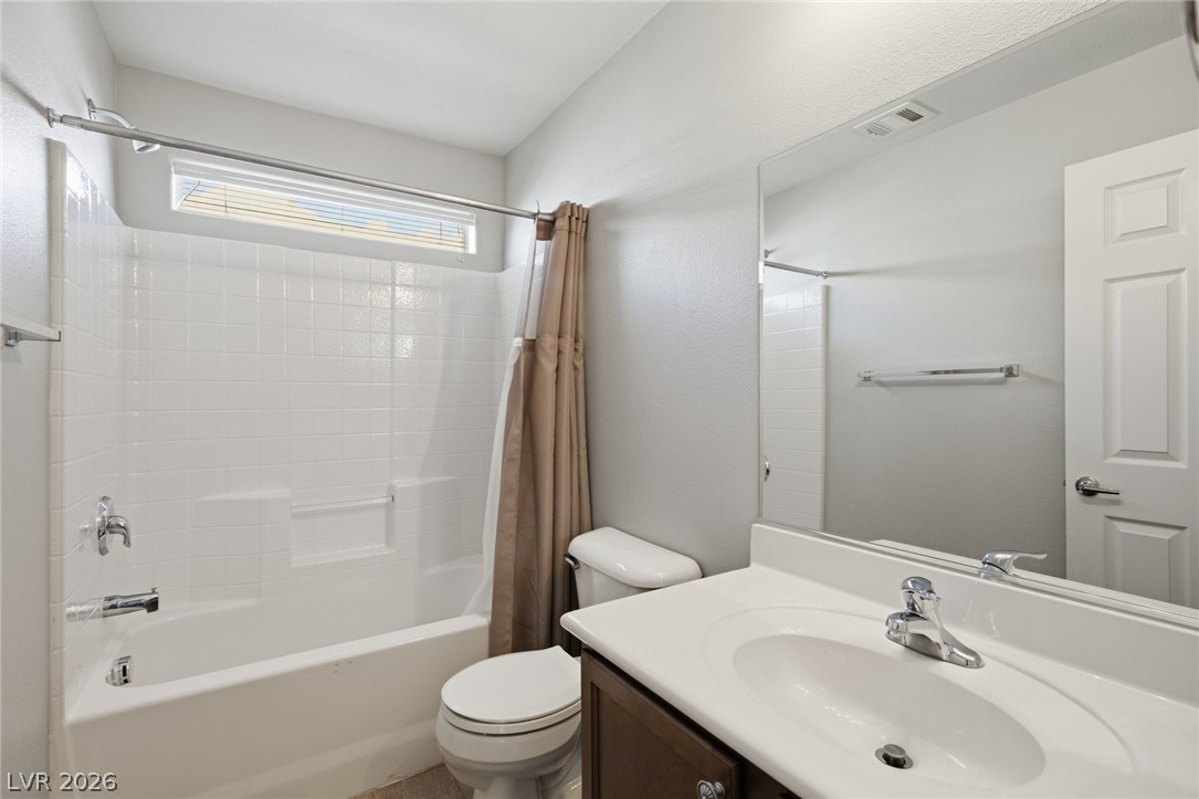 Photo 17 of 25, 6040 Towboat Street #101