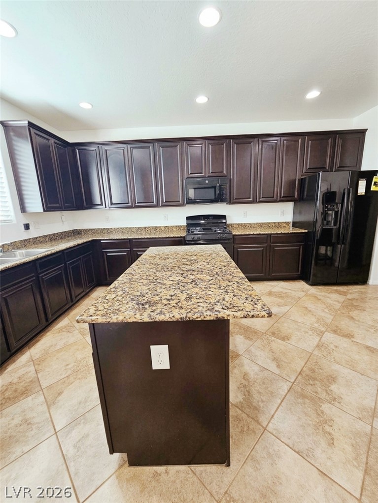 Photo 6 of 21, 6443 N KELLYVILLE Drive