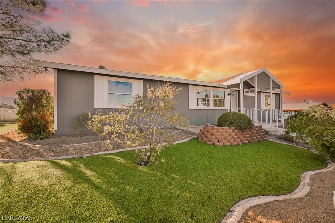 Photo 5 of 529 Amethyst Avenue