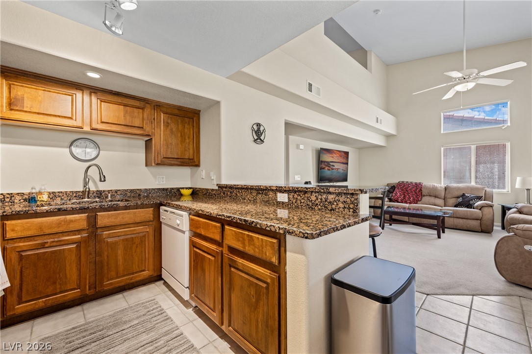 Photo 5 of 890 Kitty Hawk Drive #1824
