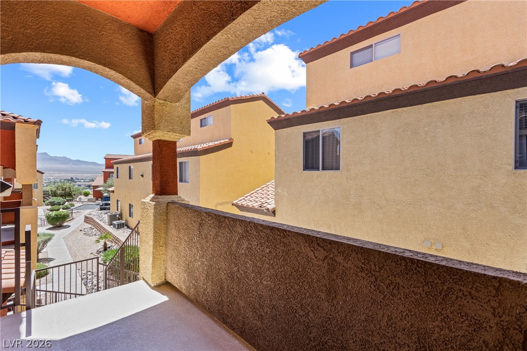 Photo 23 of 32, 890 Kitty Hawk Drive #1824