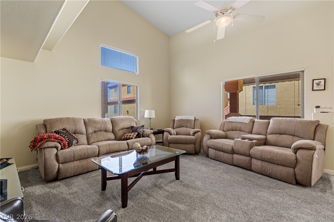 Photo 8 of 32, 890 Kitty Hawk Drive #1824