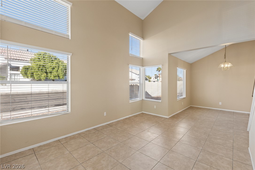 Photo 8 of 71, 8348 Granite Peak Court
