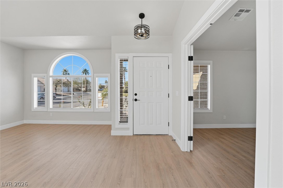 Photo 7 of 38, 230 Jonquil Circle