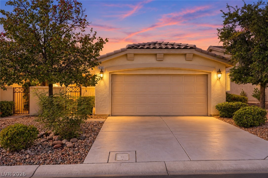 Photo 4 of 10265 Premia Place