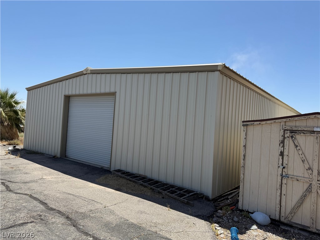 Photo 2 of 1645 E State Highway 168