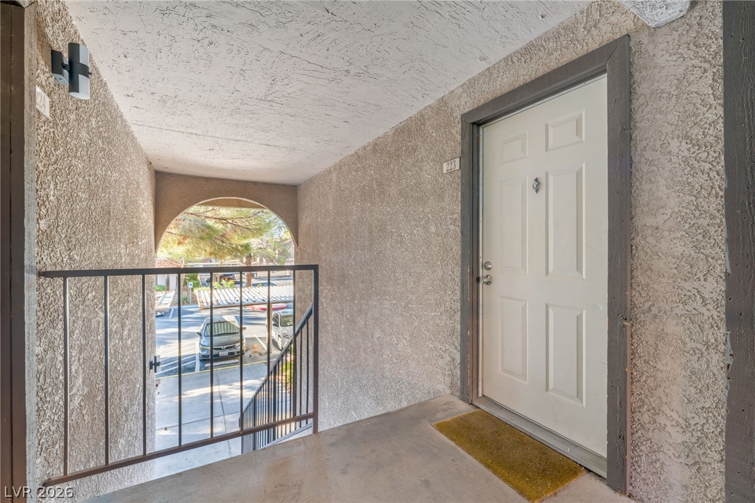 Photo 5 of 2606 S Durango Drive #223