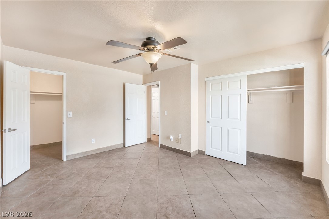 Photo 18 of 33, 2606 S Durango Drive #223