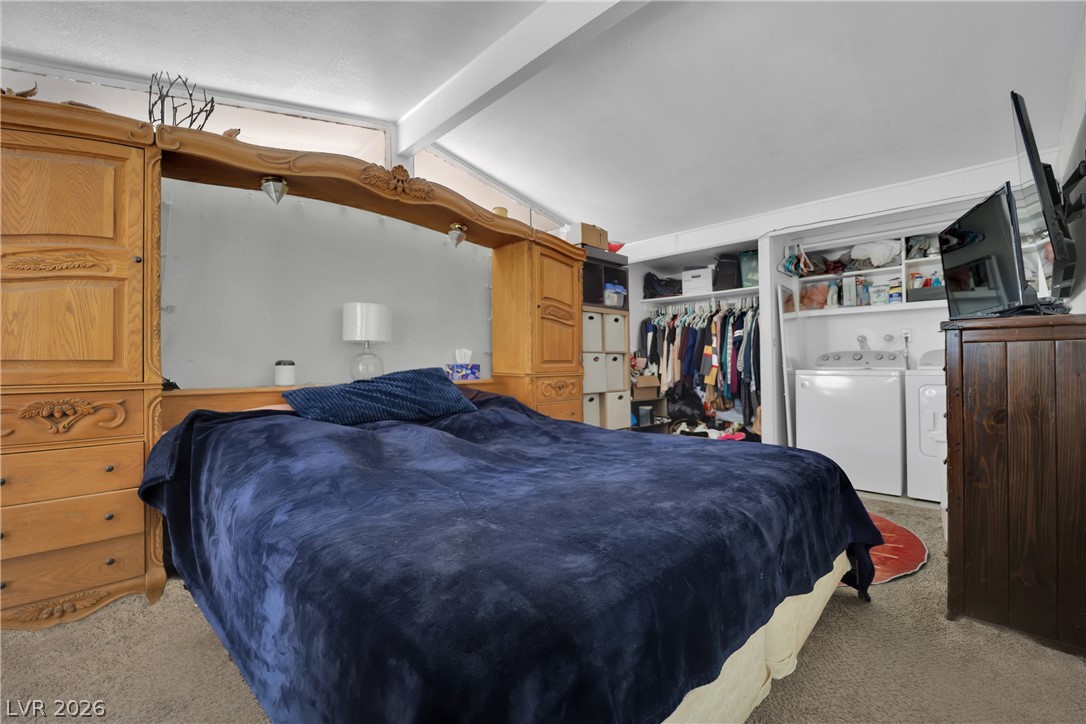 Photo 18 of 29, 5521 Heron Avenue